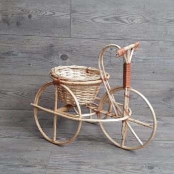 BICICLETA DE MIMBRE